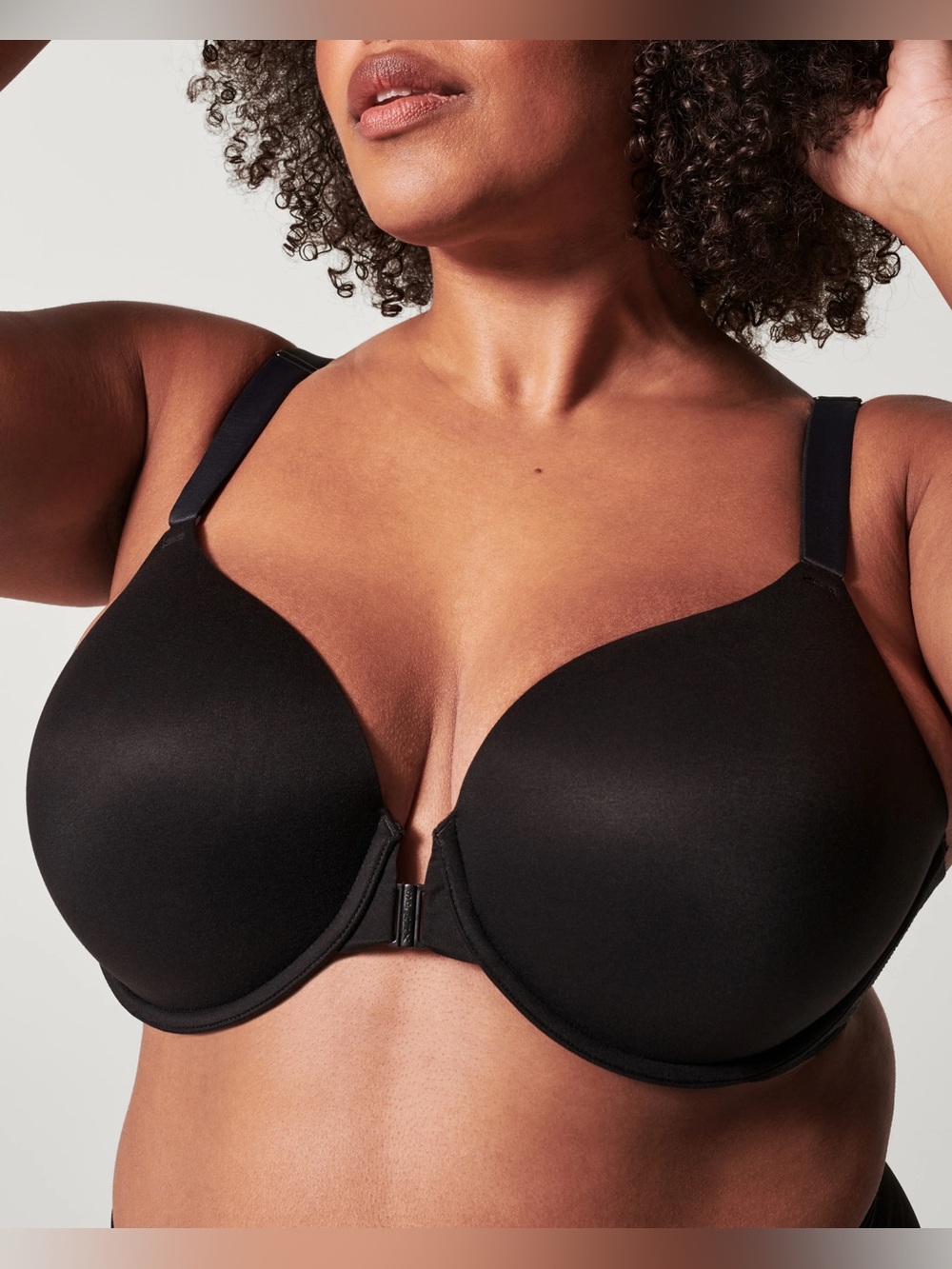 SPANX Black Front-Close T-Shirt Bra with Smooth Molded Cups PR21-216